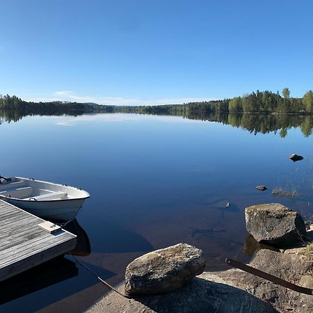 Cozy Cottage By The Lake, Charlottenberg Åmotfors Kültér fotó