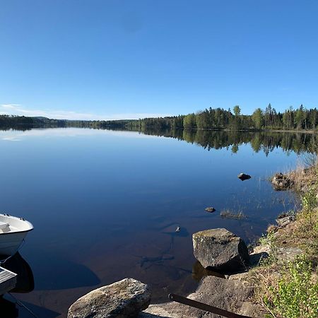 Cozy Cottage By The Lake, Charlottenberg Åmotfors Kültér fotó